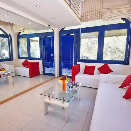 - Luxury Apartment