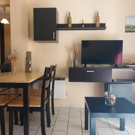 Apartment Menecrates Corfu Town *