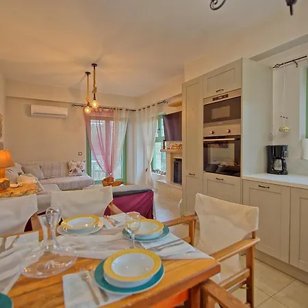 Elaia By Posarellivillas Villa