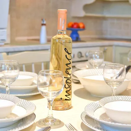 - Luxury Gouvia