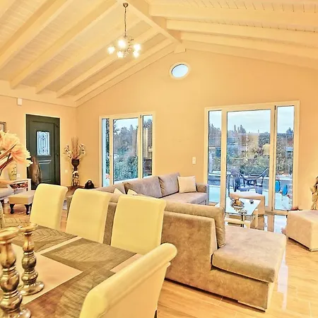 Villa Jewel By Mediterraneanvillas Alykes Potamou