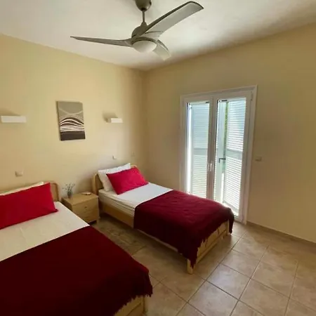Rose Holiday home *