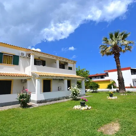 Apartment Dolphin & -next To The Roda (Corfu)
