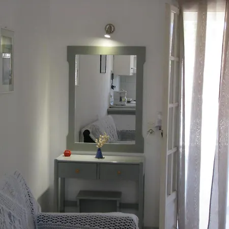 Apartment Dolphin & -next To The Roda (Corfu)