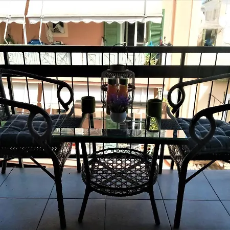 Melina Garitsa Corfu Town Apartment