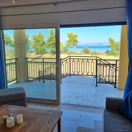 Pied Dans L'eau Villa