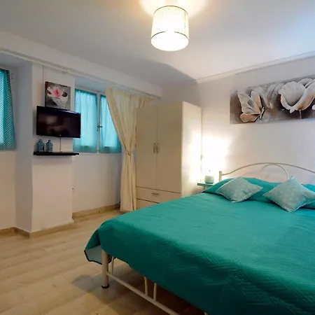 Corfu In Historic Unesco Centre Apartment