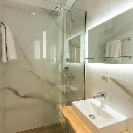 Deluxe Town Hall Square Flat In Historical Center 2 Apartment *