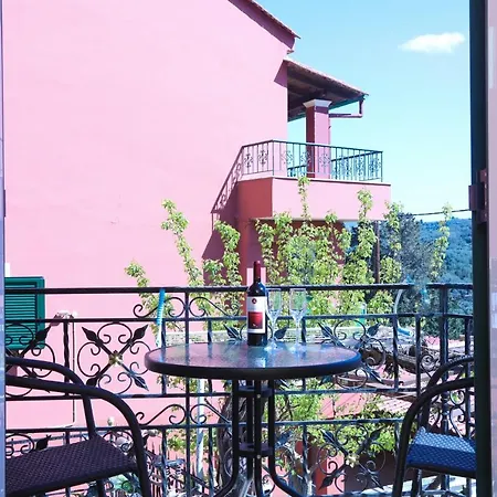 Casa Del Paese * Avliotai