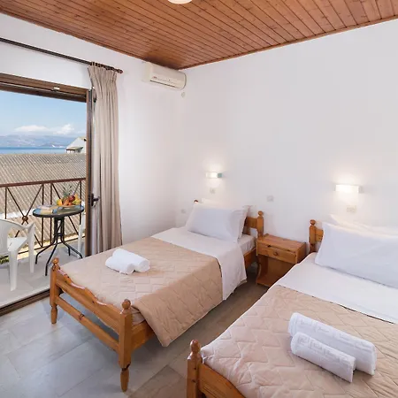 Hotel Lefkimi