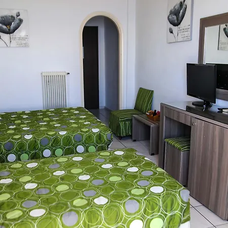 Hotel Oasis
