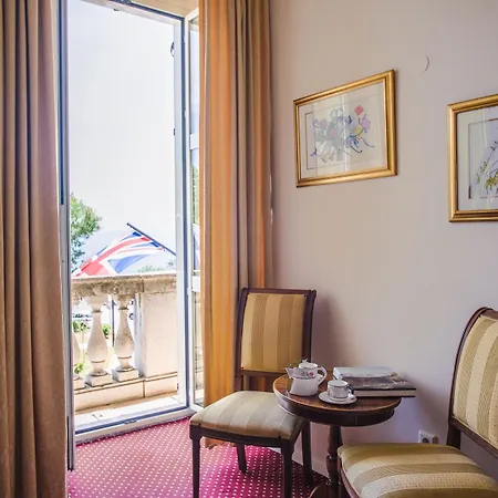 Cavalieri 4*