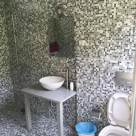 Irene Aparthotel 3*