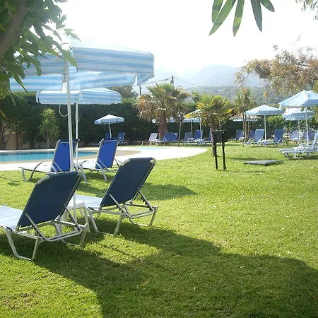 Ninos On The Beach 2*