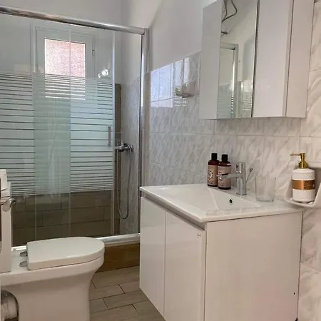 Loukia Apartment