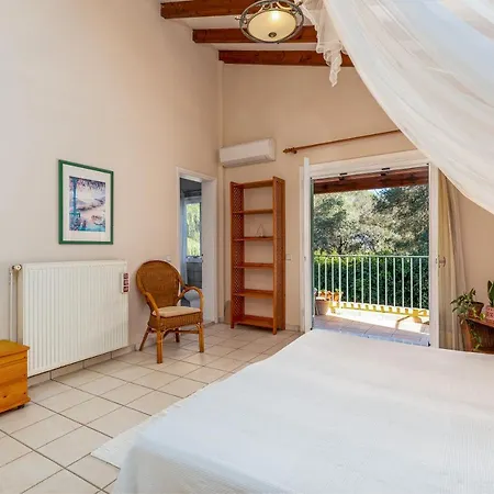 Country house Eythimia Sinarades