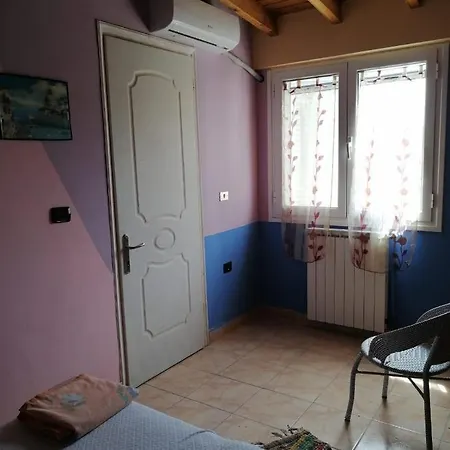 Facen Apartment *