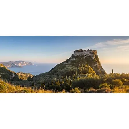 Villa Mavrikia