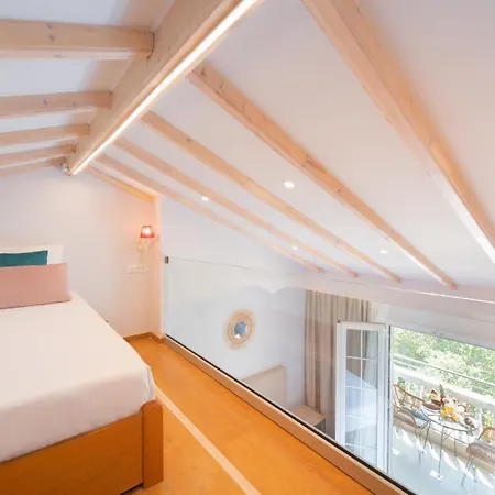 Korina Appartement *