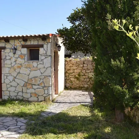 - Corfu Holiday home Makrades