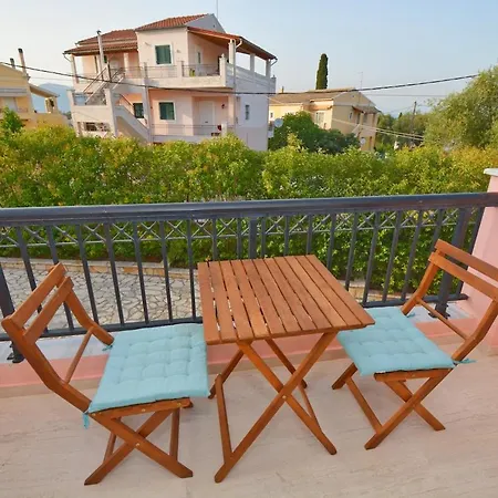 Aparthotel Cha Nanakas Village 3*