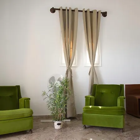 Silent Bay Apartment *