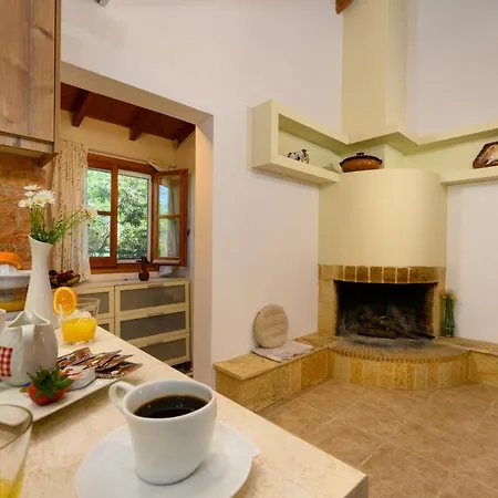 Holiday home Rosa