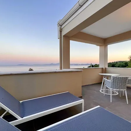 Luxury Sun With Private Pool By Dadovillas Villa *