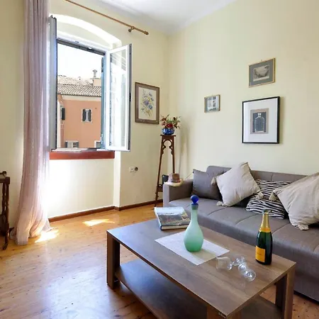 Sarantis Gallery Apartment Corfu (city)