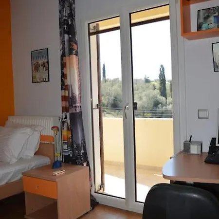 Elm Villa