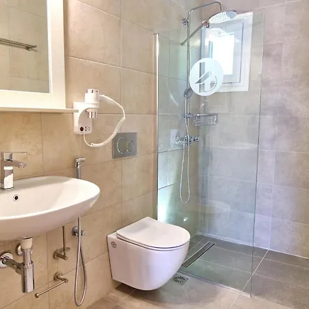 Beachside Acharavi Corfu Apartment