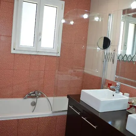 Elm Villa *