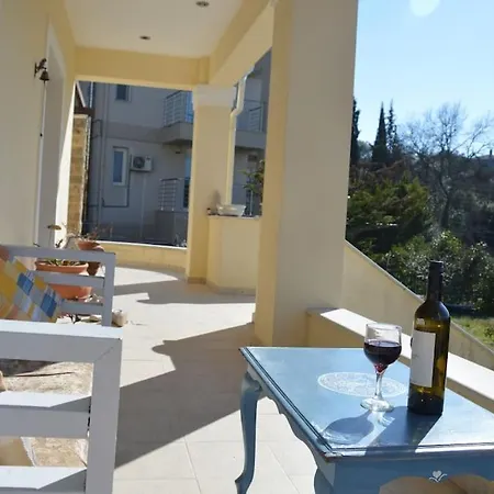 Villa Elm *