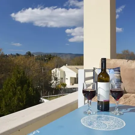Villa Elm Poulades