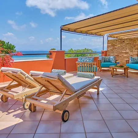 Chrismos Luxury Corfu Apraos