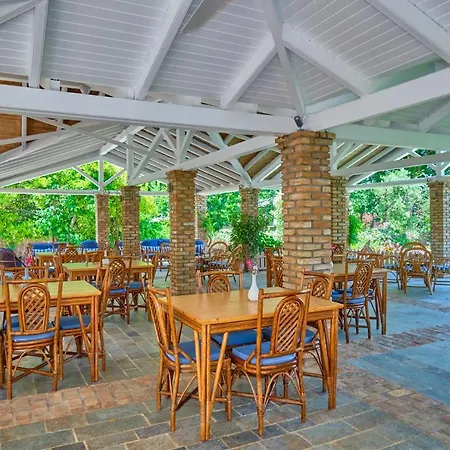 Chrismos Luxury Corfu Aparthotel