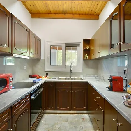 The Avra Gardens Holiday home *
