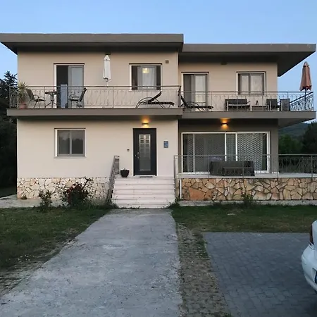 Roda Crossroad Small One * Roda (Corfu)