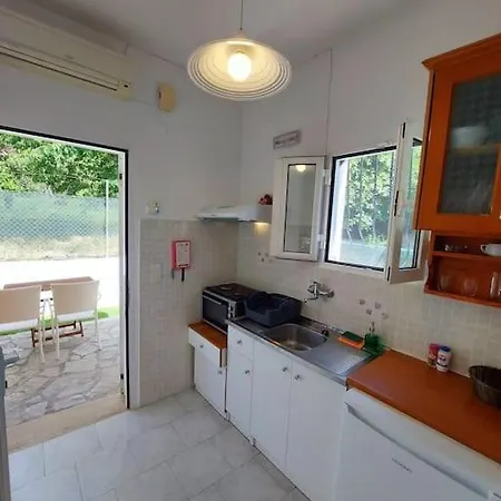 Apartment Eleni Agios Gordios (Corfu)