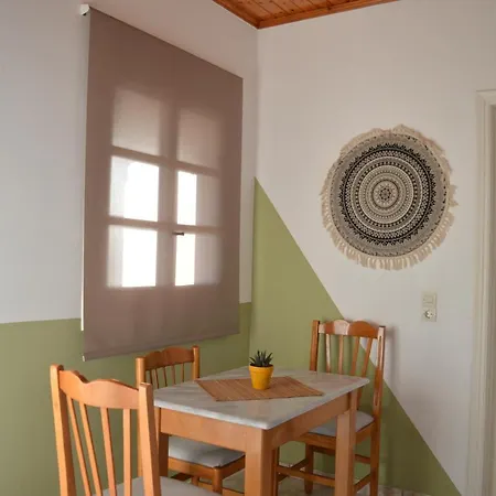 Apartment Babis & Iremia *