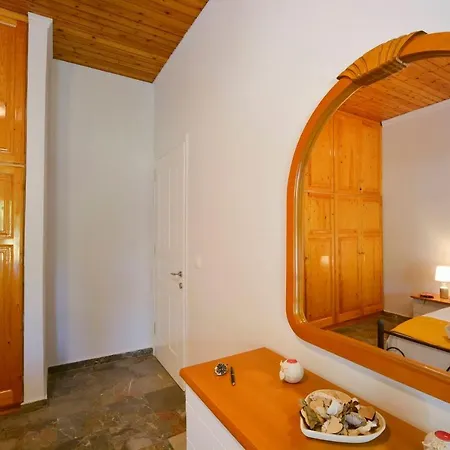 Holiday home The Avra Gardens