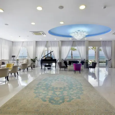 Sidari 3*