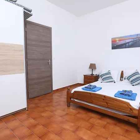 Corfu Seaside - Private Garden Retreat Apartment *
