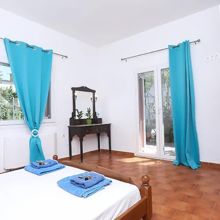 Corfu Seaside - Private Garden Retreat *