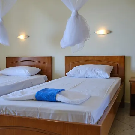 Angelos Apartment's * Arillas (Corfu)