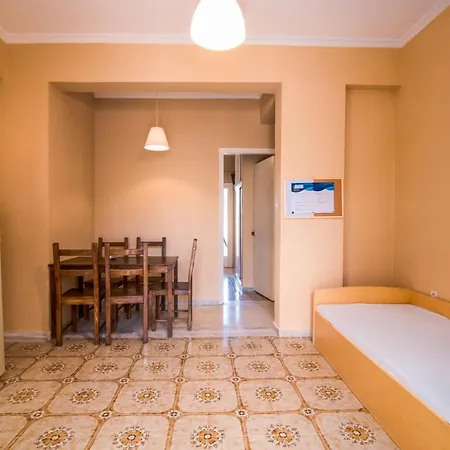 Southgate Aparthotel *