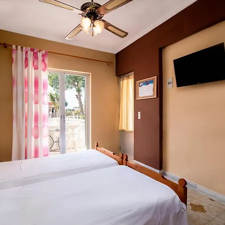 Southgate Aparthotel *