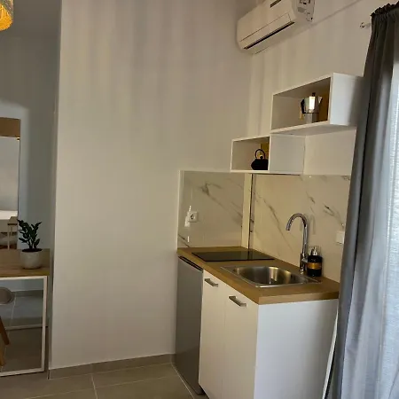 Issos Aparthotel Agios Georgios (Corfu)