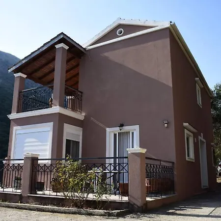 Holiday home με θέα στο νησάκι κέρκυρας *