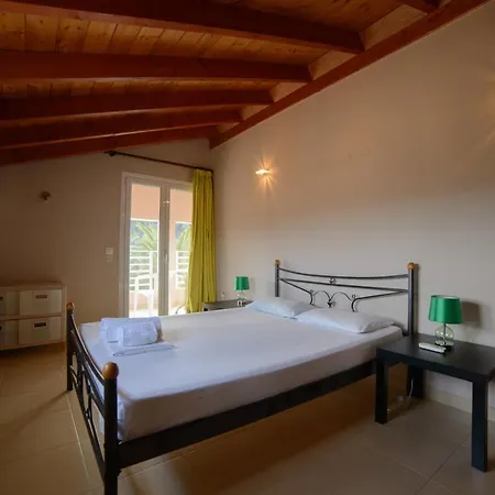Lena Apartment *
